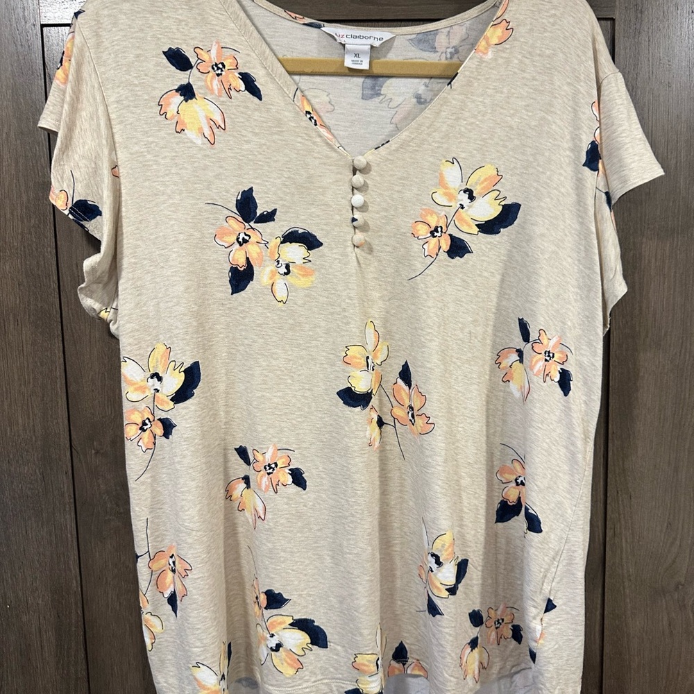 Liz Claiborne Beige Floral Blouse